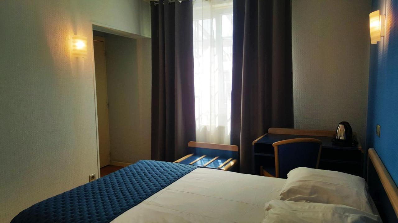 Modern'Hotel Валенсиен Екстериор снимка
