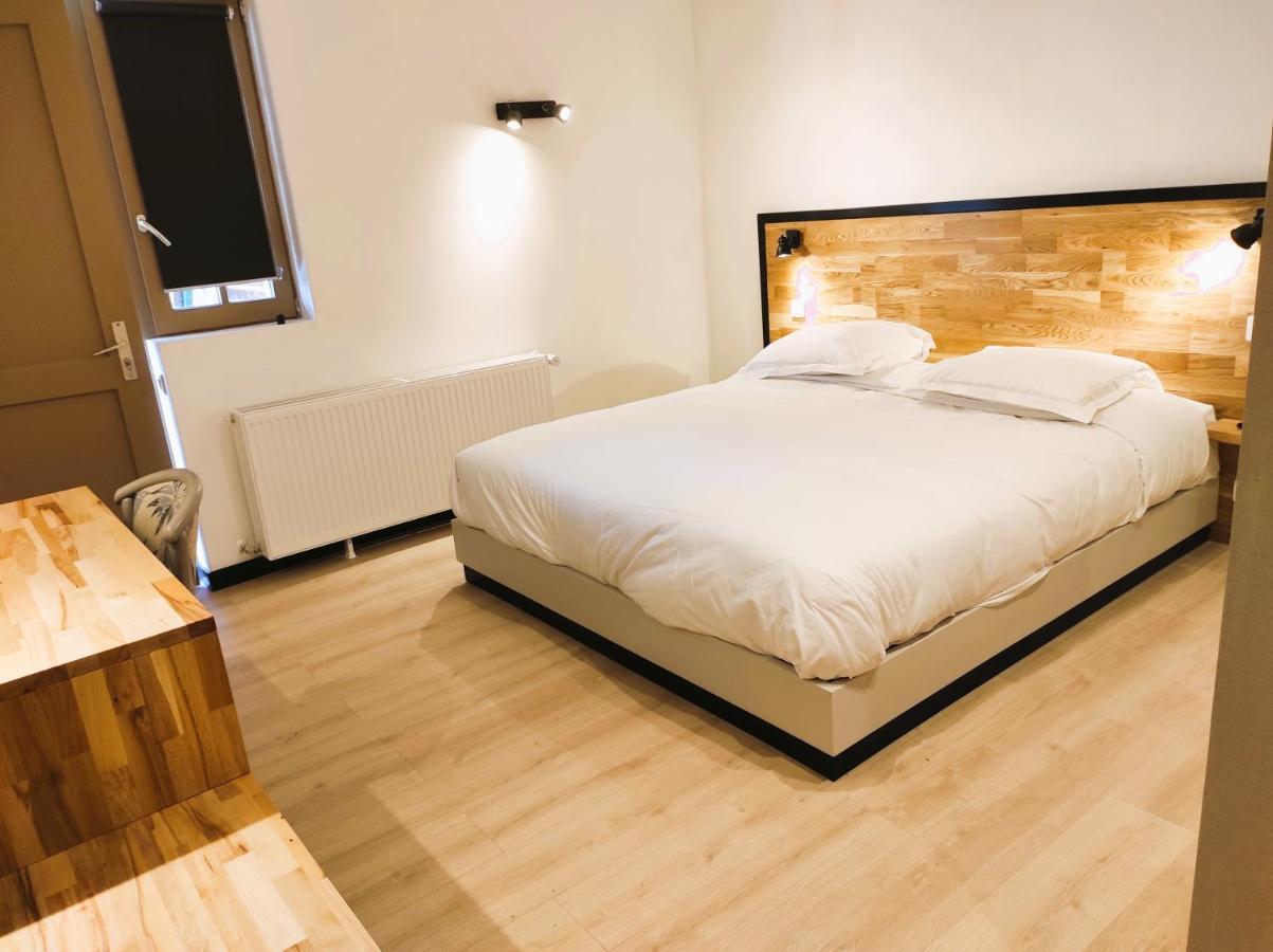 Modern'Hotel Валенсиен Екстериор снимка